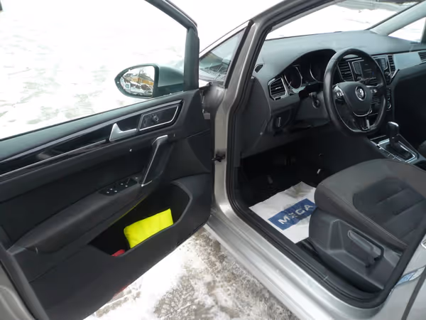 Volkswagen Golf - Photo 3