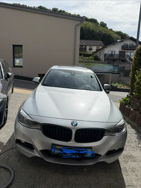 BMW 330 M Edition - Photo 3