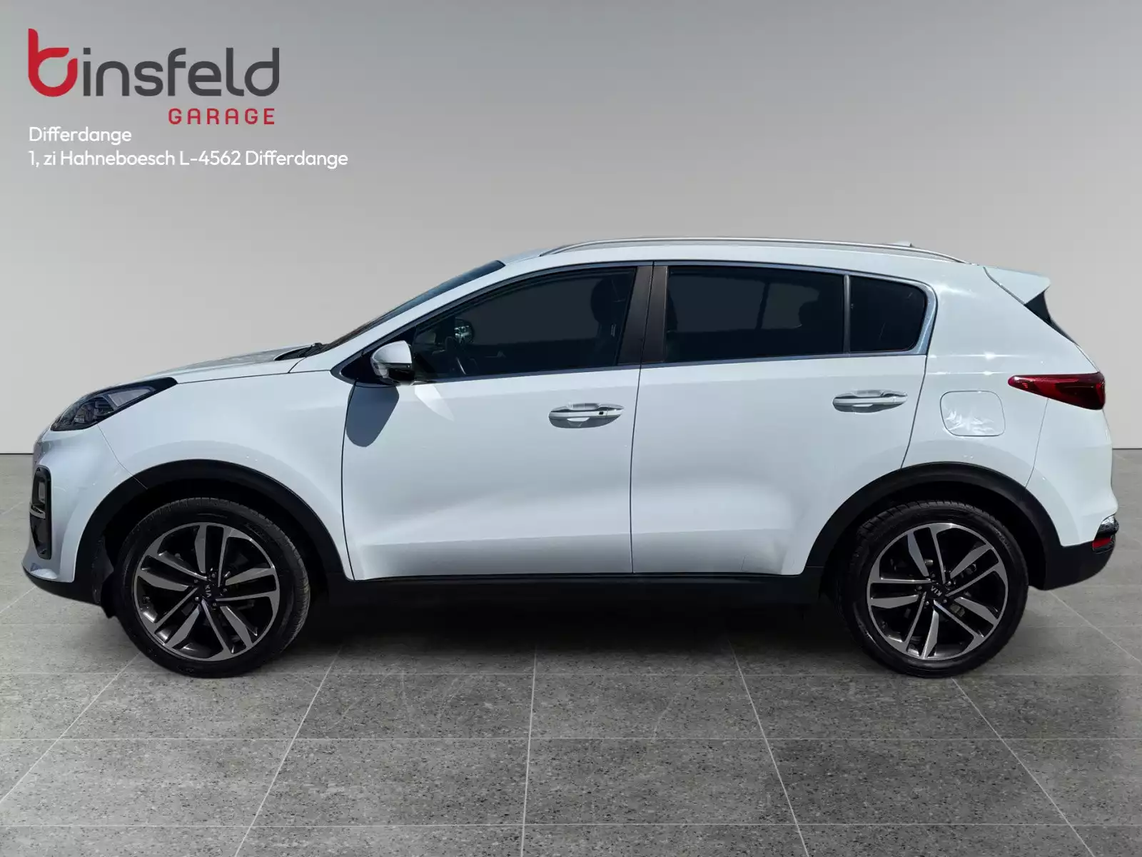Kia Sportage 1.6T Black Edition - Photo 1