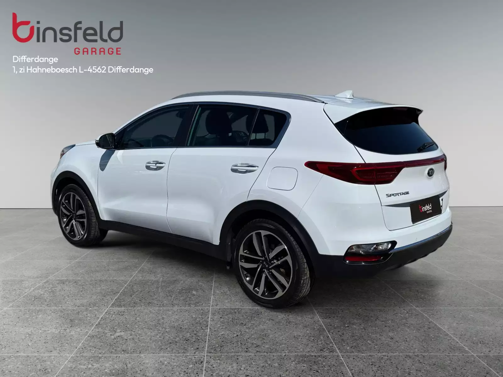Kia Sportage 1.6T Black Edition - Photo 1