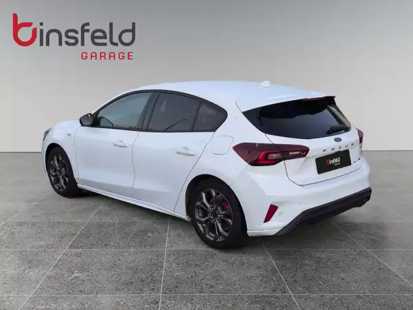 Ford Focus 1.0 EcoBoost MHEV ST-Line X - Photo 2