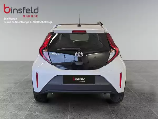 Toyota Aygo X 1.0i VVT-i X play Air - Photo 3