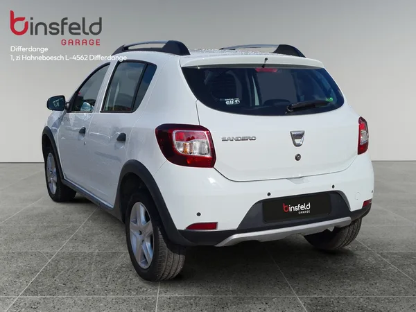 Dacia Sandero 0.9 TCe Lauréate - Photo 2