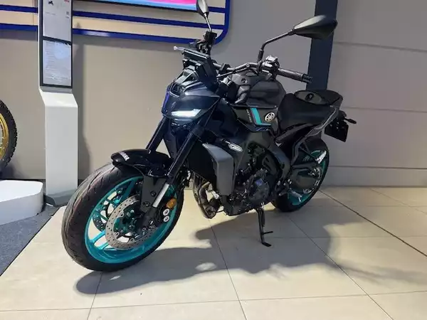Yamaha MT-09 Y-AMT - Photo 2