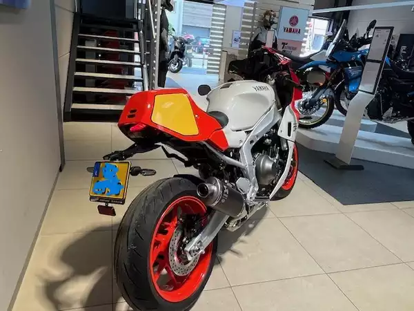 Yamaha XSR 900 GP - Photo 3