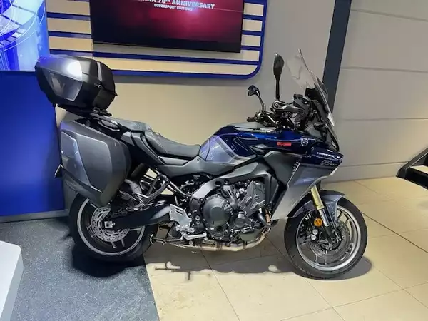 Yamaha Tracer 9 GT GT + Y-AMT - Photo 2