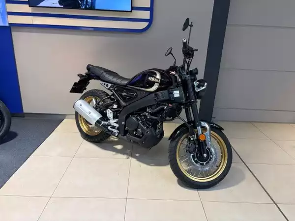 Yamaha XSR 125 - Photo 2