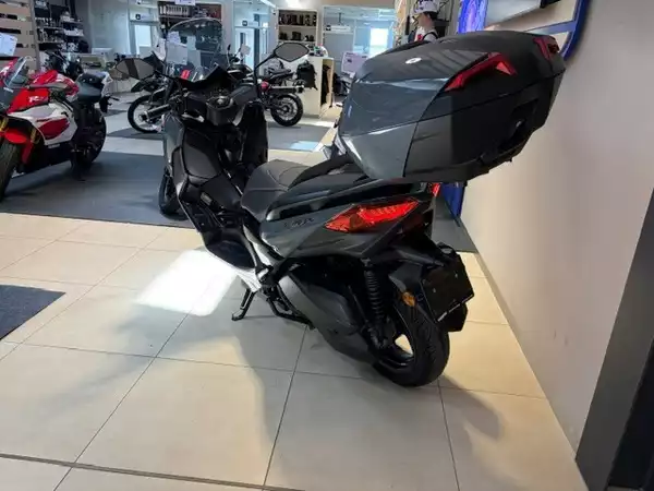 Yamaha X-Max 300 Tech Max - Photo 2