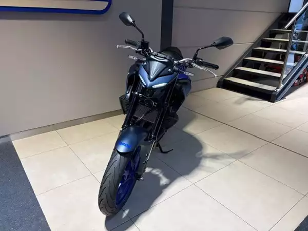 Yamaha MT-03 - Photo 2