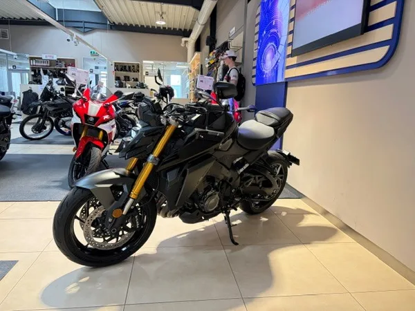 Suzuki GSX-S 1000 - Photo 3