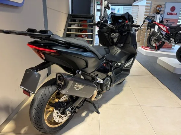 Yamaha TMAX 560 Tech Max - Photo 2