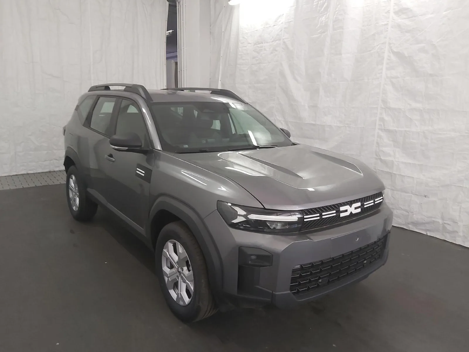 Dacia Bigster 1.2 Mild Hybrid 140 Essential - Photo 1