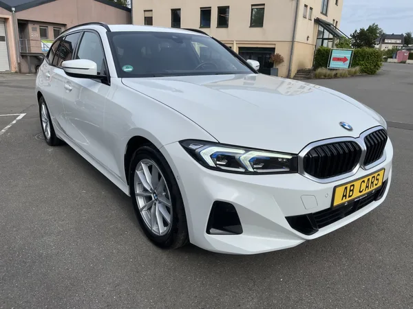 BMW 318 318d A G21 Touring - Photo 2