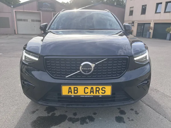Volvo XC40 B3 Plus Dark DCT - Photo 2