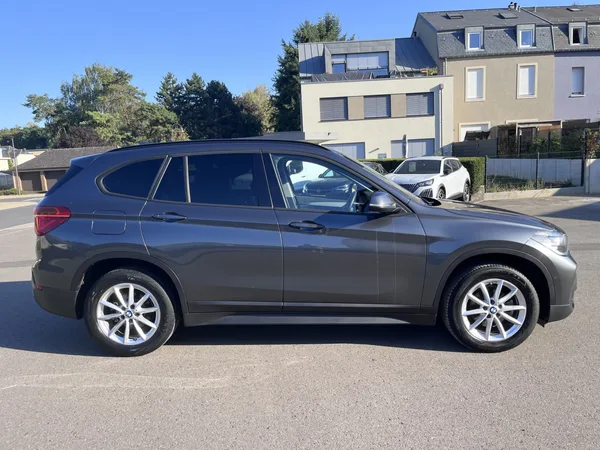 BMW X1 sDrive16dA 116PK - Photo 3