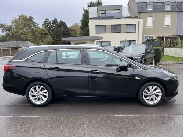 Opel Astra Astra K Sports Tourer 1.5d Cuir Navi CarPlay AHK Bose - Photo 3