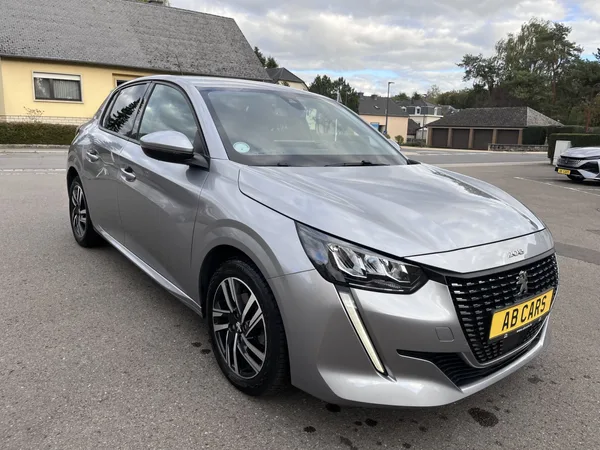 Peugeot 208 208 1.2i Automatique Allure 100cv iCockpit LED CarPlay - Photo 2
