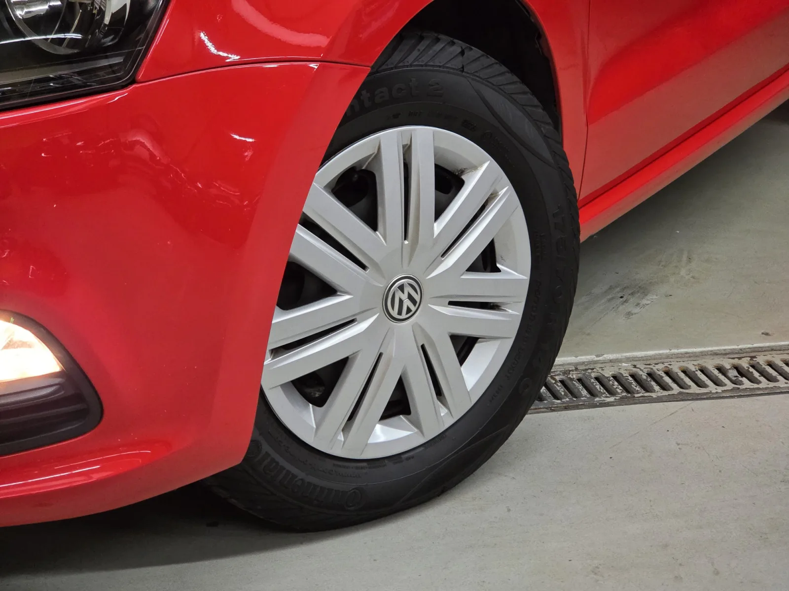 Volkswagen Polo 1.0i 60CV TRENDLINE - Photo 1