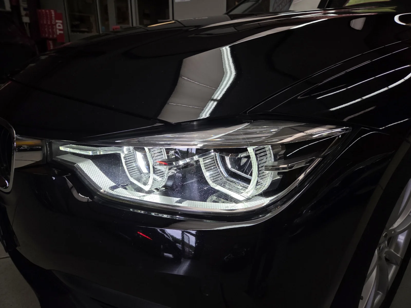 BMW 318 dA 136CV - Photo 1
