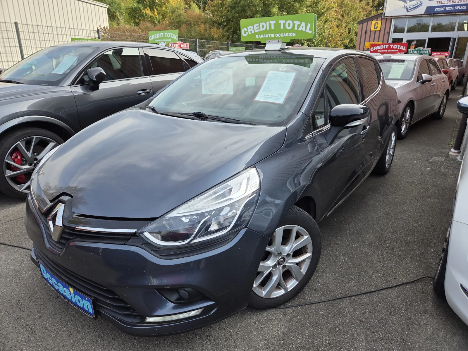 Renault Clio TCE LIMITED - Photo 1
