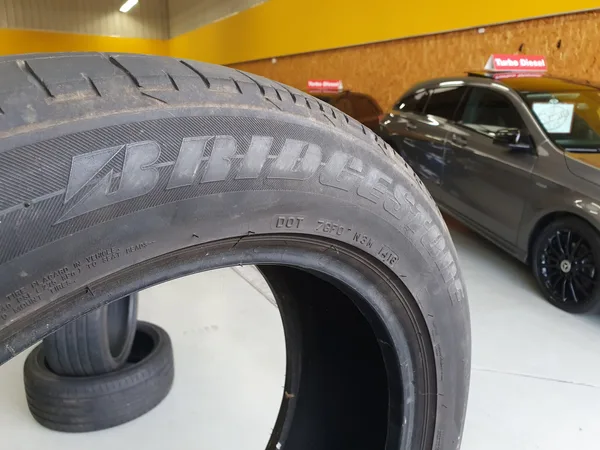 Pneus été 19 235/55 R19 101W - Photo 3