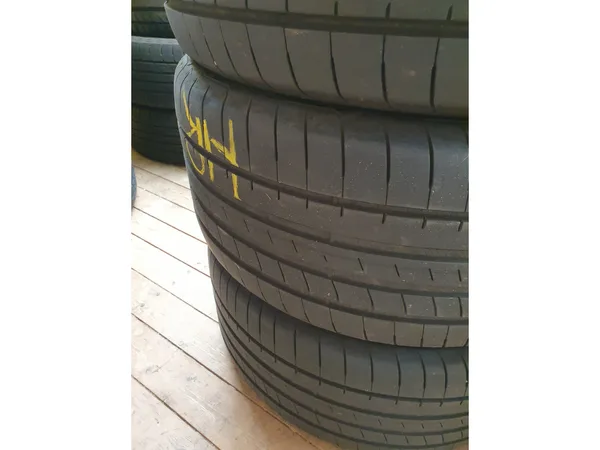 Pneus été 18 245/45 R18 100Y - Photo 3
