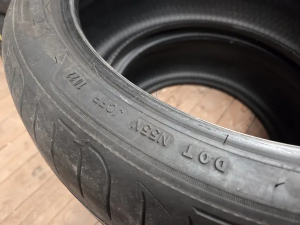 Pneus été 18 225/40 R18 92Y - Photo 3