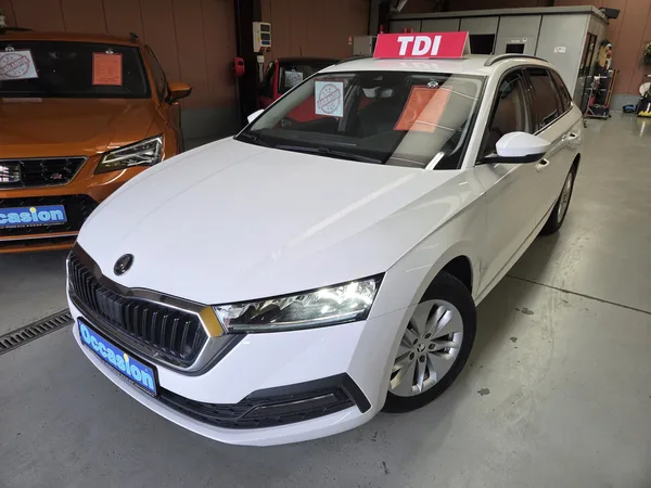 Skoda Octavia TDI 150CV DSG - Photo 1