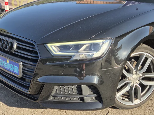 Audi A3 SPORTBACK 30TFSI 116CV S-LINE - Photo 2