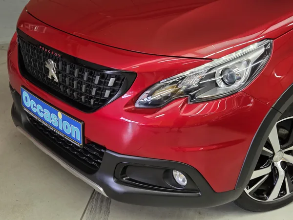Peugeot 2008 e-HDI GT-LINE - Photo 2