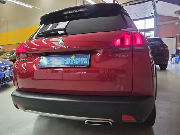Peugeot 2008 e-HDI GT-LINE - Photo 3