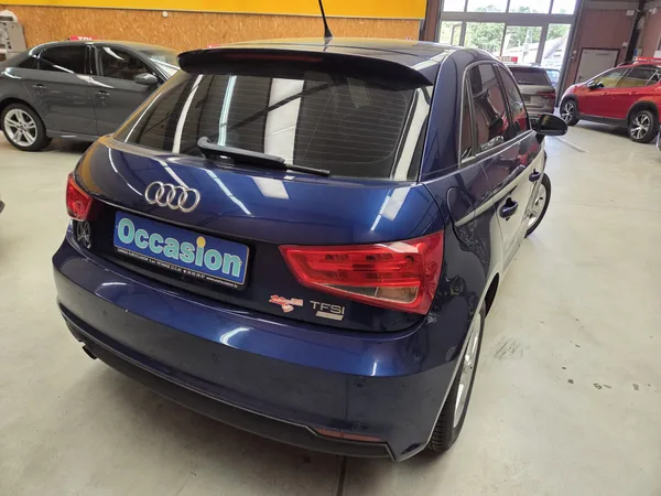 Audi A1 1.0 TFSI 82CV SPORTBACK ATTRACTION - Photo 3