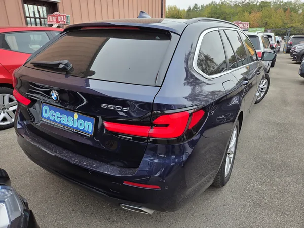 BMW 520 DA MHEV 190CV Touring Business - Photo 3