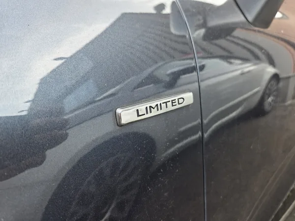Renault Clio TCE LIMITED - Photo 2
