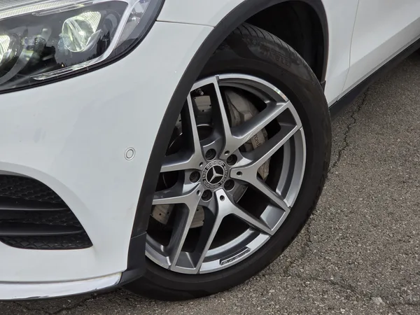 Mercedes-Benz GLC 220 AMG-LINE 4MATIC 9G-DCT - Photo 2