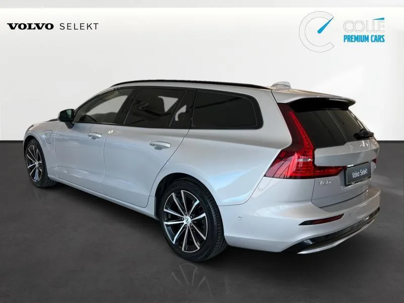 Volvo V60 Plus Dark - Photo 1