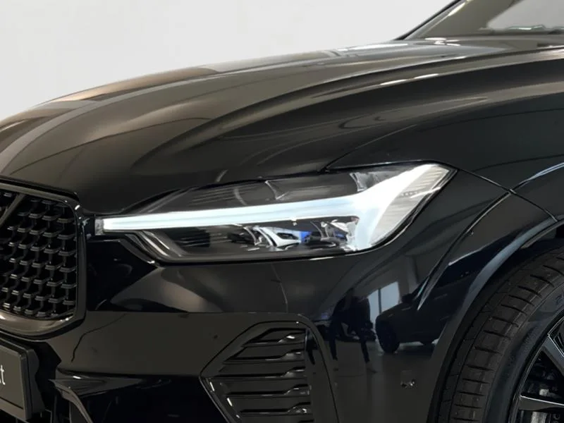 Volvo XC60 Black-Edition Ultra - Photo 1