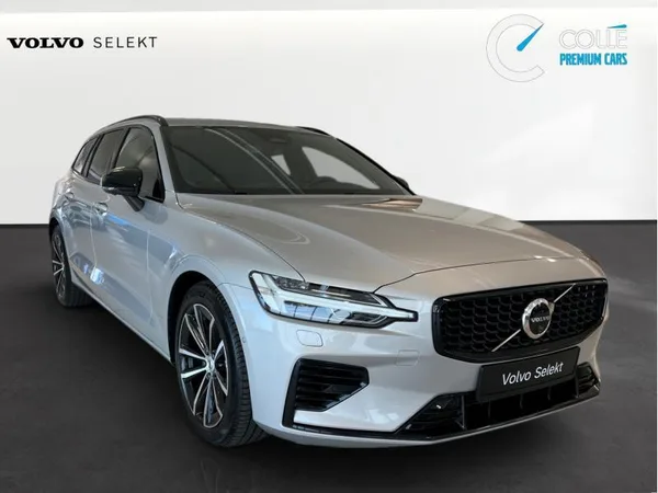 Volvo V60 Plus Dark - Photo 2