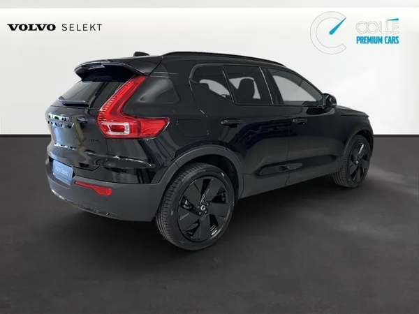 Volvo XC40 Black-Edition Plus - Photo 2