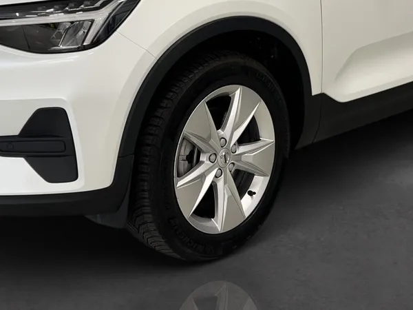 Volvo XC40 Core - Photo 3