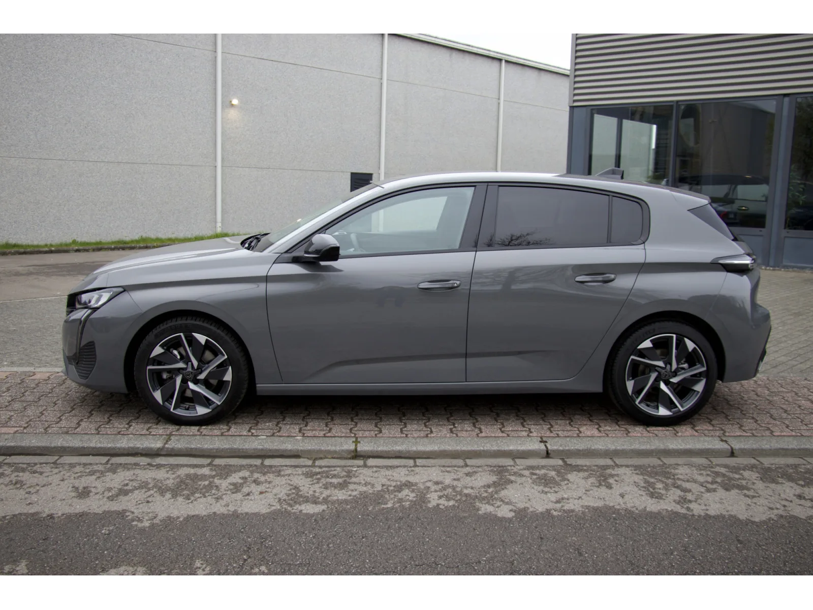 Peugeot 308 1.5 BlueHDi 130 EAT8 Allure ACC 360° Navi LED PDC - Photo 1