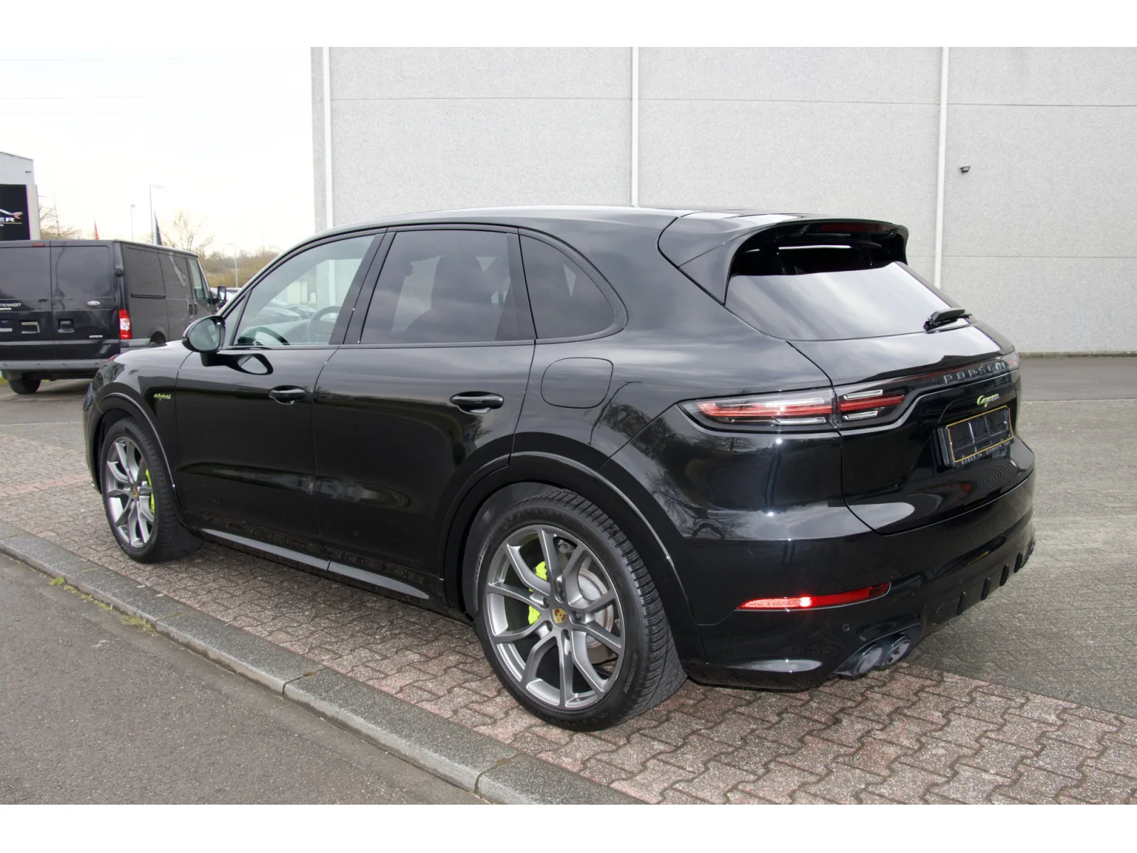 Porsche Cayenne Platinum Edition - Photo 1