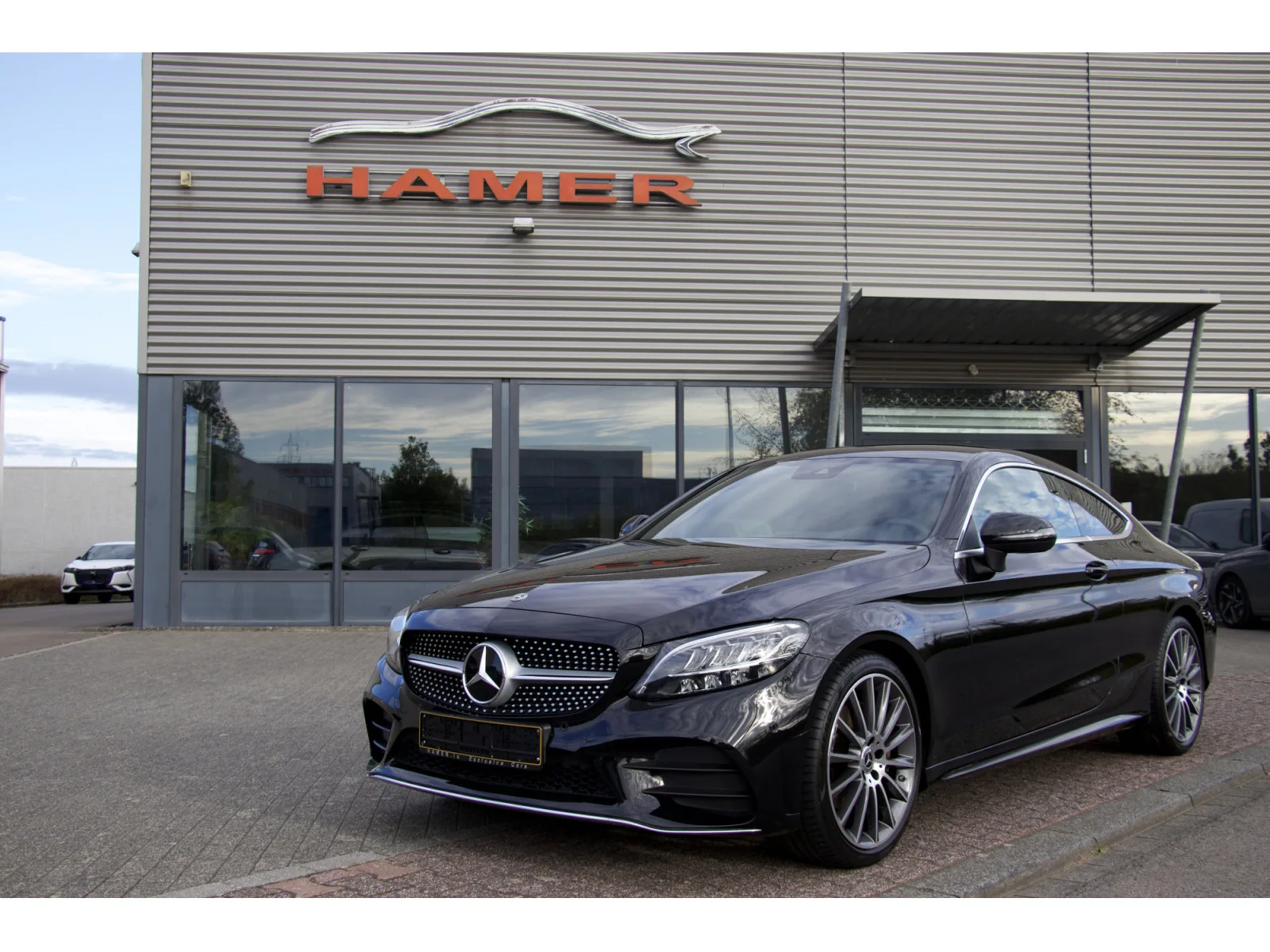 Mercedes-Benz C 180 Coupe AMG Line Navi LED 19" chauffage stationnaire - Photo 1