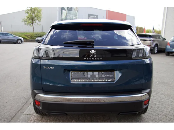 Peugeot 3008 PureTech 130 EAT8 Allure - Photo 2