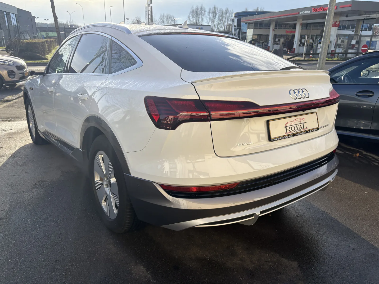 Audi e-tron 55 QUATTRO 408 SPORTBACK 95KWH *GARANTIE 24 MOIS EUROPÉENNE* - Photo 1