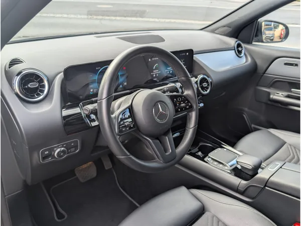 Mercedes-Benz GLA 200 163CV 7G-TRONIC * GARANTIE CONSTRUCTEUR * - Photo 2