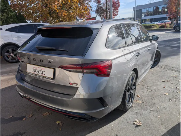 Skoda Octavia 2.0 TSI 265 CH VRS DSG - Photo 3