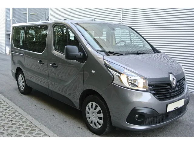 Renault Trafic LOCATION 1.6 DCI 120 9 PLACES - Photo 1