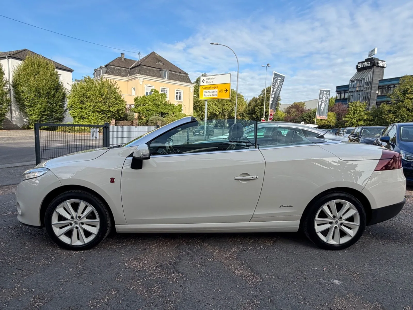 Renault Megane III Cabrio/Sondernodell Floride/1.Hand/ - Photo 1