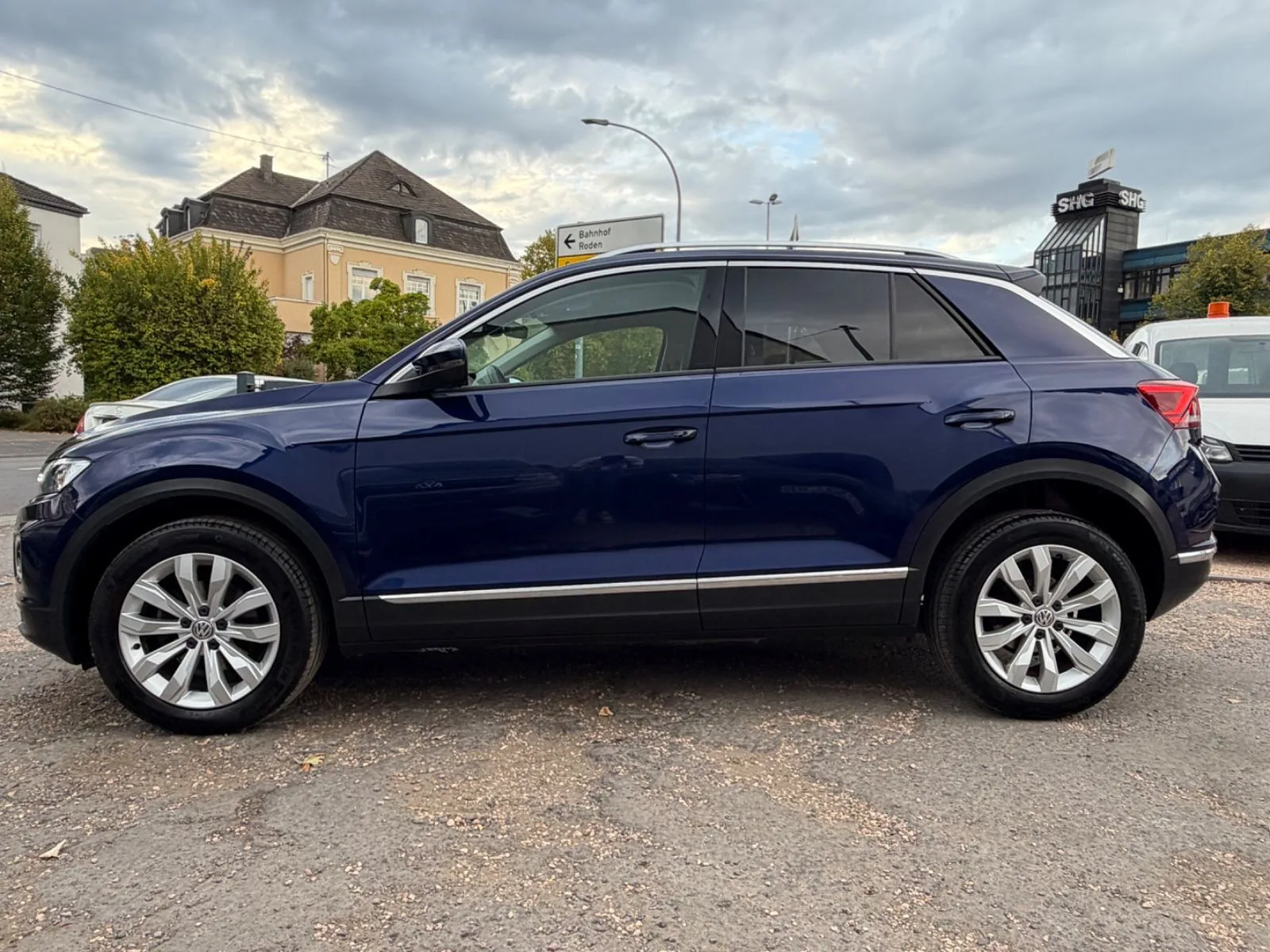 Volkswagen T-Roc Sport - Photo 1